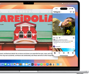 تطبيق محاكاة iPhone مع عرض شاشة iPhone على شاشة MacBook Air