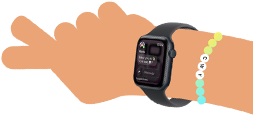 رسم كرتوني لمعصم طفل يرتدي Apple Watch SE 3 مع فتح تطبيق الرسائل على الشاشة