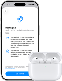 AirPods Pro 3 في علبة شحن MagSafe، iPhone 17 Pro، نص على الشاشة: مساعد السمع